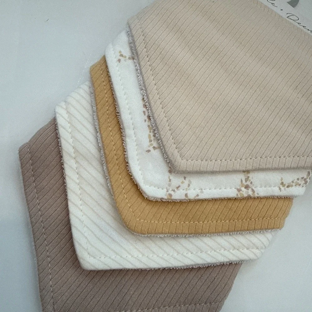 Kyle & Deena 5 Pack Bandana Bib Set Giraffe Tan Yellow Brown Neutral Unisex